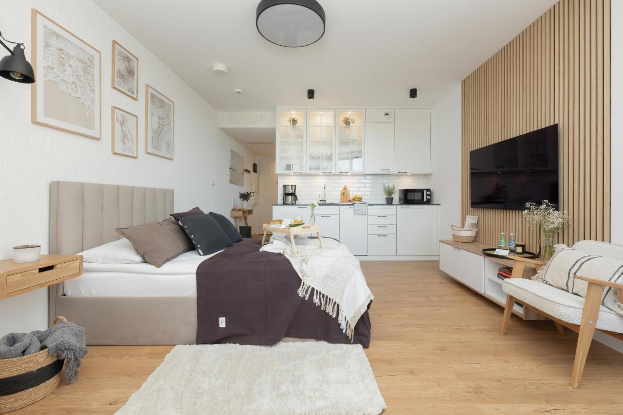 Pinea 718 Seaview Apartment Поберово Екстериор снимка